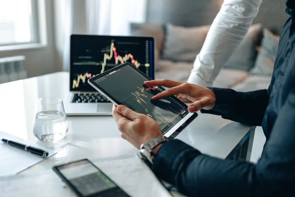 Illustration des articles sur les métriques financières de tokenmivo sur les notions financières.